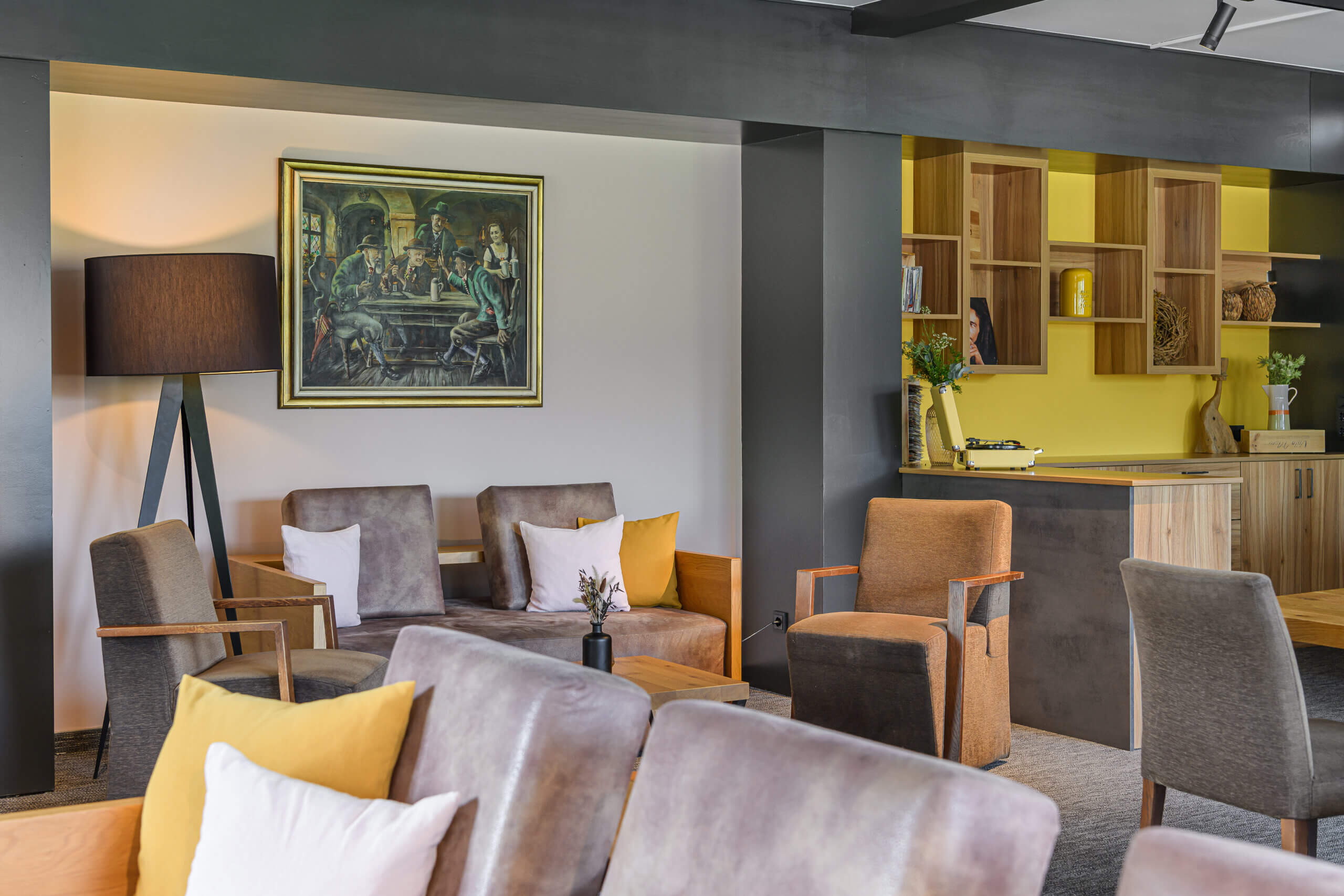 Gemütliche Lounge im Vintage-Stil mit entspannter Atmosphäre im B&B Berglift.